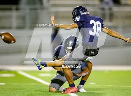 Thumbnail 3 in Nimitz @ College Park (UIL 6A Bi-District Playoff) photogallery.