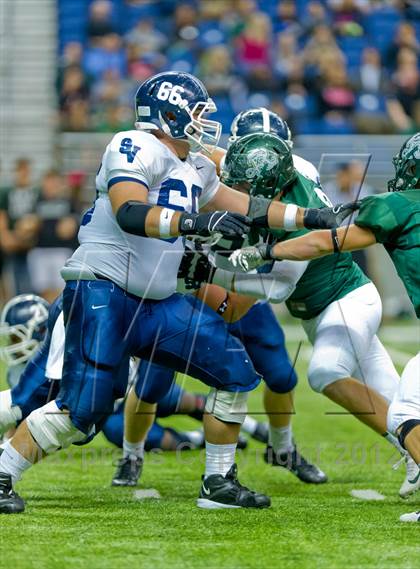 Thumbnail 3 in Smithson Valley vs. Reagan (UIL 5A Division 2 Region 4 Bi-District Playoff) photogallery.