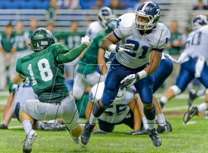 Thumbnail 3 in Smithson Valley vs. Reagan (UIL 5A Division 2 Region 4 Bi-District Playoff) photogallery.