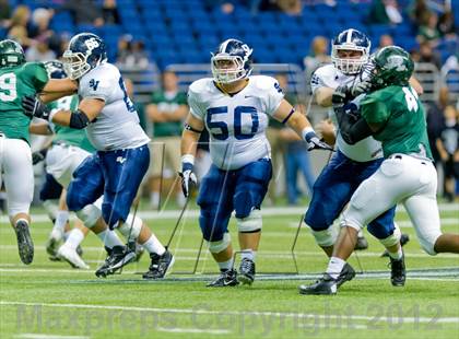 Thumbnail 2 in Smithson Valley vs. Reagan (UIL 5A Division 2 Region 4 Bi-District Playoff) photogallery.