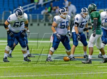 Thumbnail 1 in Smithson Valley vs. Reagan (UIL 5A Division 2 Region 4 Bi-District Playoff) photogallery.
