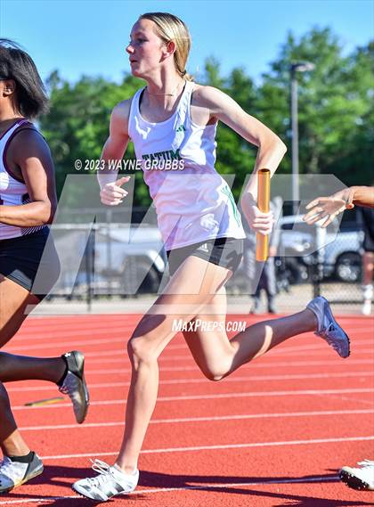 Thumbnail 2 in UIL 16 3A District Meet photogallery.