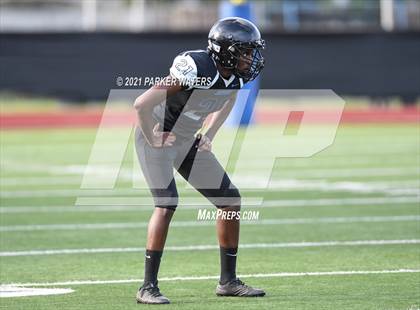 Thumbnail 3 in Thomas Jefferson @ Grace King (Scrimmage at Joe Yenni Stadium) photogallery.
