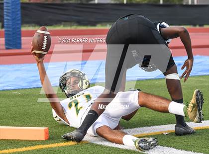 Thumbnail 2 in Thomas Jefferson @ Grace King (Scrimmage at Joe Yenni Stadium) photogallery.