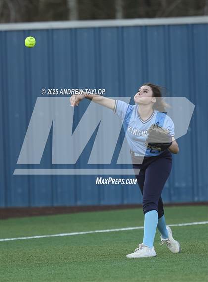 Thumbnail 2 in Dobie @ Kingwood photogallery.