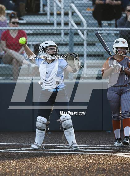 Thumbnail 1 in Dobie @ Kingwood photogallery.