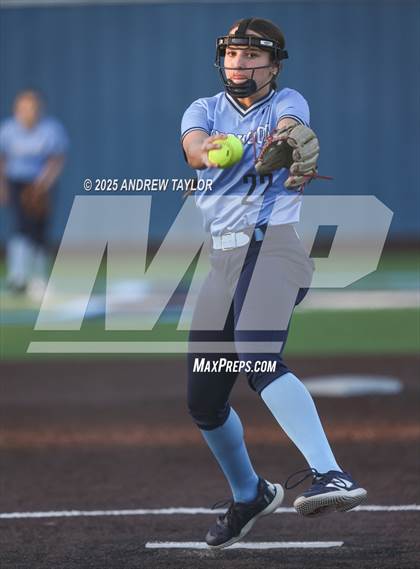 Thumbnail 1 in Dobie @ Kingwood photogallery.