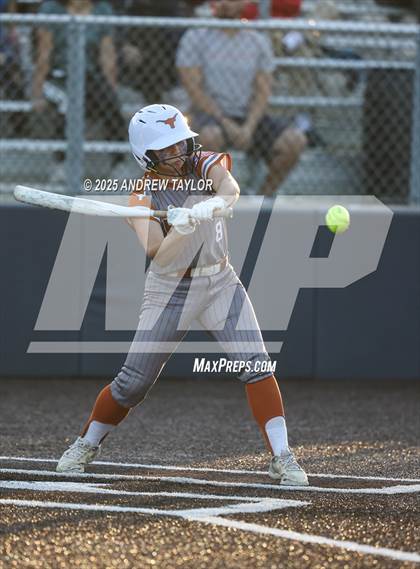 Thumbnail 1 in Dobie @ Kingwood photogallery.