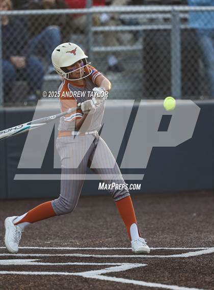 Thumbnail 3 in Dobie @ Kingwood photogallery.
