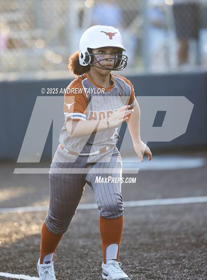 Thumbnail 3 in Dobie @ Kingwood photogallery.