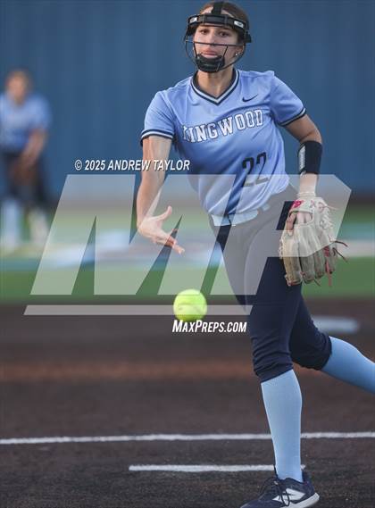 Thumbnail 1 in Dobie @ Kingwood photogallery.