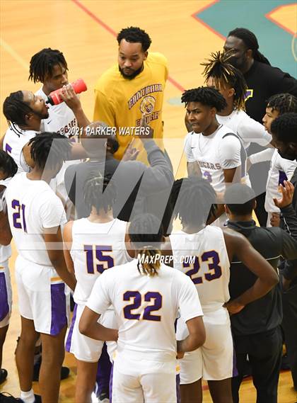 Thumbnail 3 in Edna Karr vs John Curtis (Country Day Classic) photogallery.