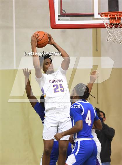 Thumbnail 2 in Edna Karr vs John Curtis (Country Day Classic) photogallery.