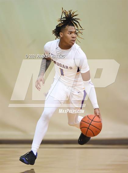 Thumbnail 2 in Edna Karr vs John Curtis (Country Day Classic) photogallery.