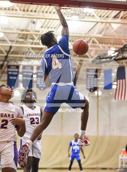 Thumbnail 2 in Edna Karr vs John Curtis (Country Day Classic) photogallery.