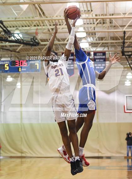 Thumbnail 1 in Edna Karr vs John Curtis (Country Day Classic) photogallery.