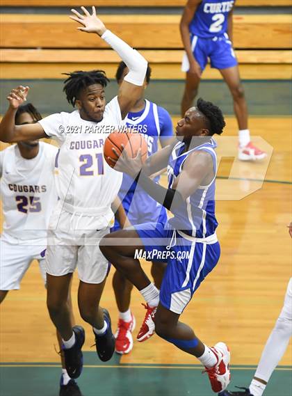 Thumbnail 2 in Edna Karr vs John Curtis (Country Day Classic) photogallery.