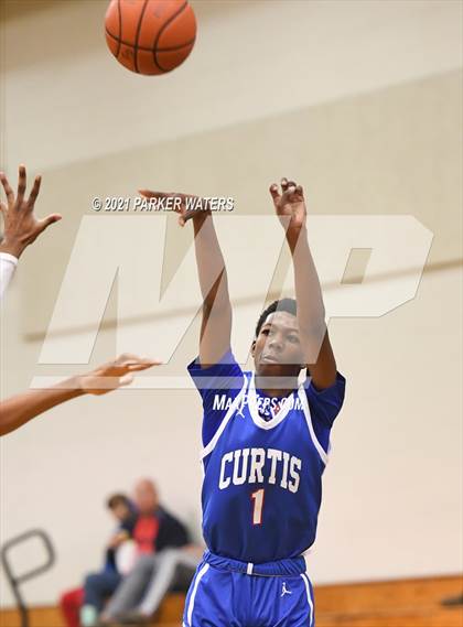 Thumbnail 3 in Edna Karr vs John Curtis (Country Day Classic) photogallery.