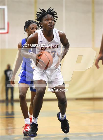 Thumbnail 2 in Edna Karr vs John Curtis (Country Day Classic) photogallery.