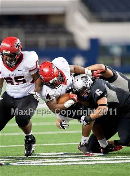 Thumbnail 1 in Cedar Hill vs. Guyer (Kirk Herbstreit National Kickoff Classic) photogallery.