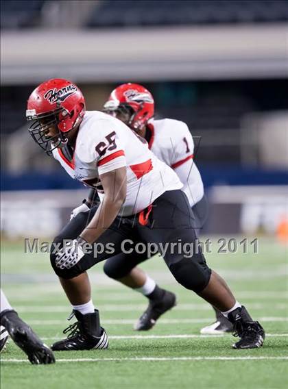 Thumbnail 1 in Cedar Hill vs. Guyer (Kirk Herbstreit National Kickoff Classic) photogallery.