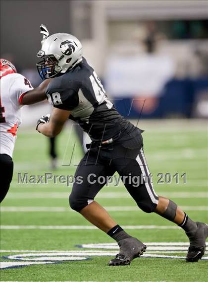 Thumbnail 2 in Cedar Hill vs. Guyer (Kirk Herbstreit National Kickoff Classic) photogallery.