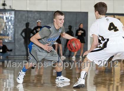 Thumbnail 2 in Legend @ Arapahoe (CHSAA 5A Sweet 16) photogallery.