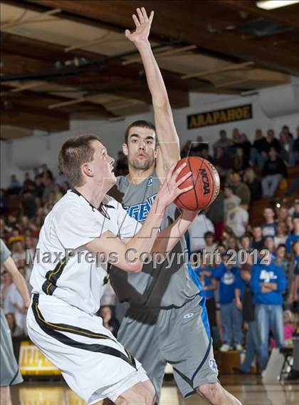 Thumbnail 3 in Legend @ Arapahoe (CHSAA 5A Sweet 16) photogallery.