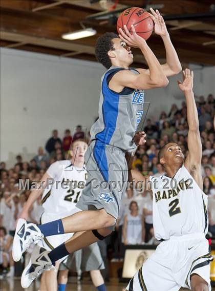 Thumbnail 3 in Legend @ Arapahoe (CHSAA 5A Sweet 16) photogallery.
