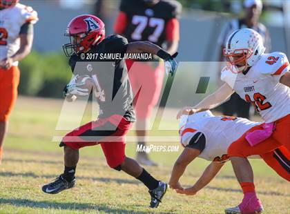 Thumbnail 2 in Grant @ Arleta photogallery.