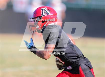 Thumbnail 2 in Grant @ Arleta photogallery.