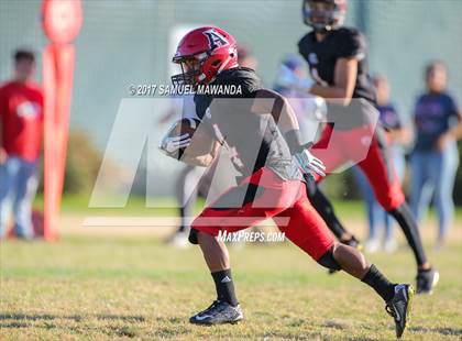 Thumbnail 2 in Grant @ Arleta photogallery.