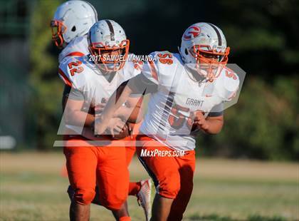 Thumbnail 3 in Grant @ Arleta photogallery.