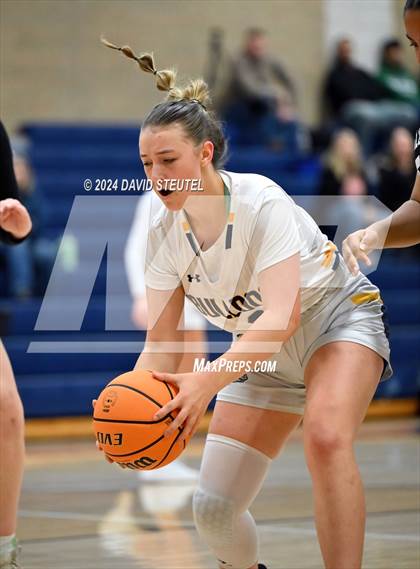 Thumbnail 3 in River Valley vs. Gridley (Sutter Tournament) photogallery.
