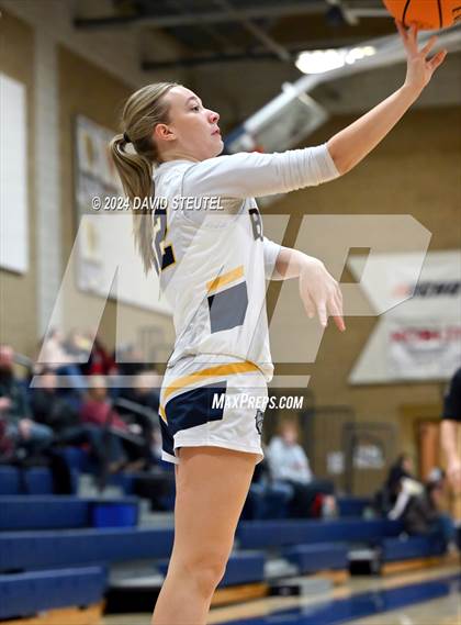 Thumbnail 1 in River Valley vs. Gridley (Sutter Tournament) photogallery.
