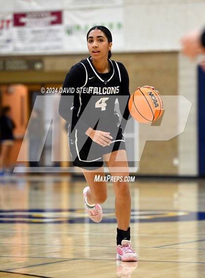Thumbnail 2 in River Valley vs. Gridley (Sutter Tournament) photogallery.
