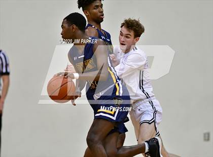 Thumbnail 2 in Stony Point @ Vandegrift photogallery.