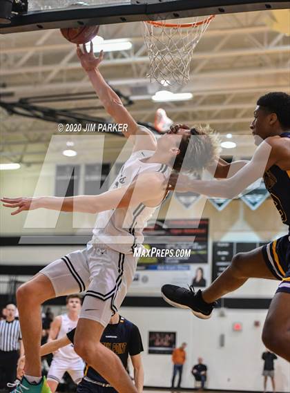 Thumbnail 3 in Stony Point @ Vandegrift photogallery.