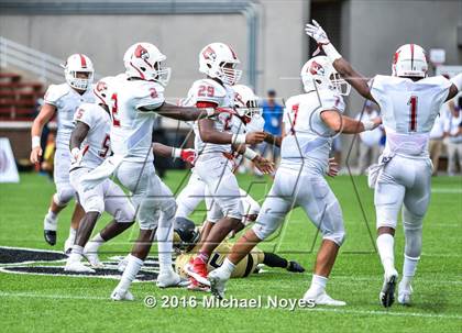 Thumbnail 2 in Colerain vs. Warren Central (Crosstown Showdown) photogallery.