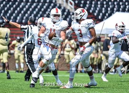 Thumbnail 1 in Colerain vs. Warren Central (Crosstown Showdown) photogallery.