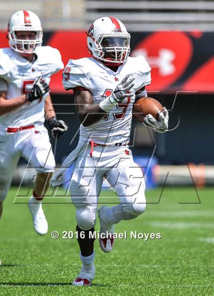 Thumbnail 3 in Colerain vs. Warren Central (Crosstown Showdown) photogallery.