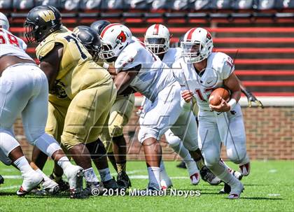 Thumbnail 3 in Colerain vs. Warren Central (Crosstown Showdown) photogallery.