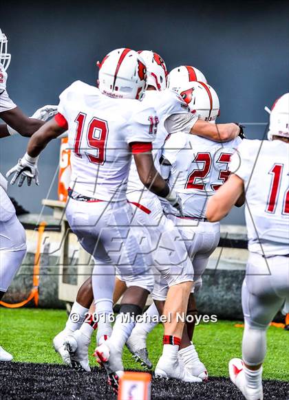 Thumbnail 1 in Colerain vs. Warren Central (Crosstown Showdown) photogallery.