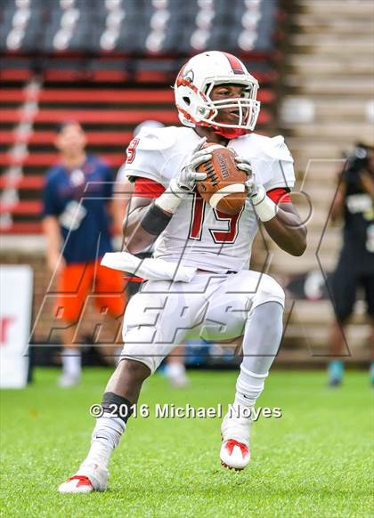 Thumbnail 2 in Colerain vs. Warren Central (Crosstown Showdown) photogallery.