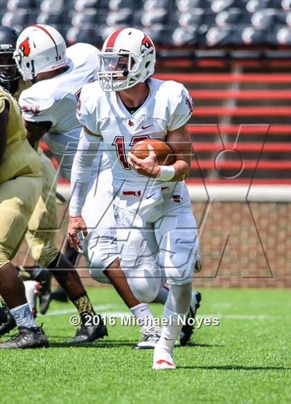 Thumbnail 2 in Colerain vs. Warren Central (Crosstown Showdown) photogallery.