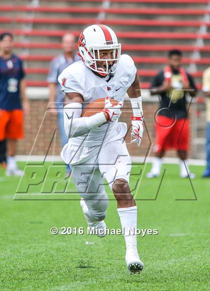 Thumbnail 2 in Colerain vs. Warren Central (Crosstown Showdown) photogallery.