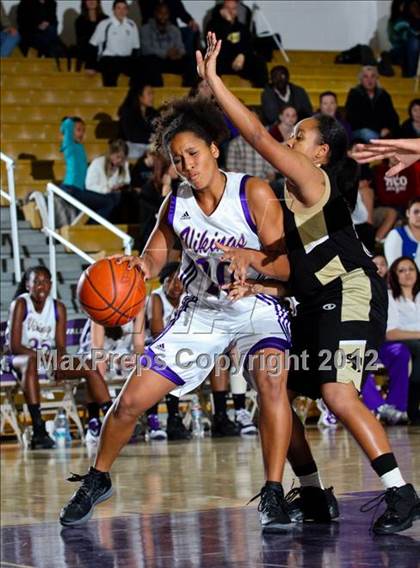 Thumbnail 2 in Knight @ Valencia (CIF SS Playoffs) photogallery.
