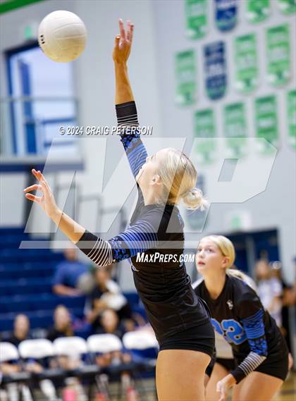 Thumbnail 1 in Fremont @ Ridgeline photogallery.
