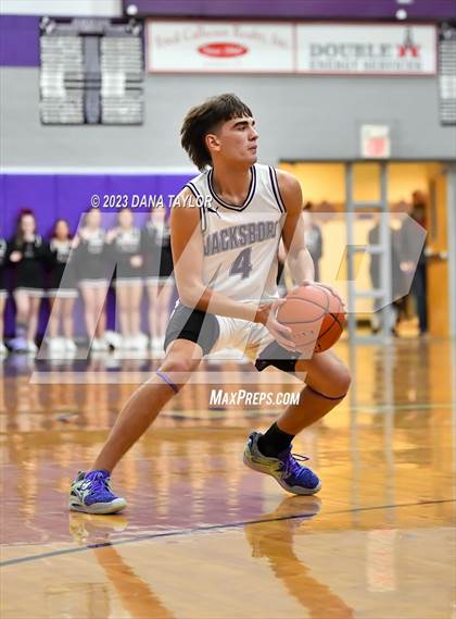 Thumbnail 1 in Bowie @ Jacksboro photogallery.