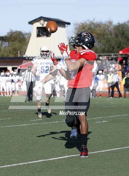 Thumbnail 2 in Bishop Union vs. Salesian College Preparatory (CIF D6-A State Final) photogallery.